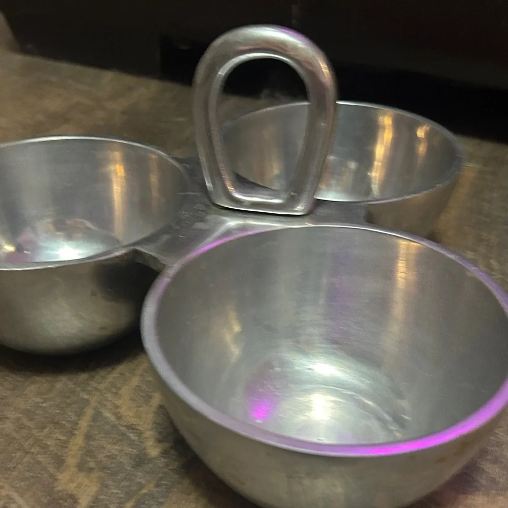 Pewter 3 Compartment Condiment Snack Nut Candy Dish‎ Handle Made in India